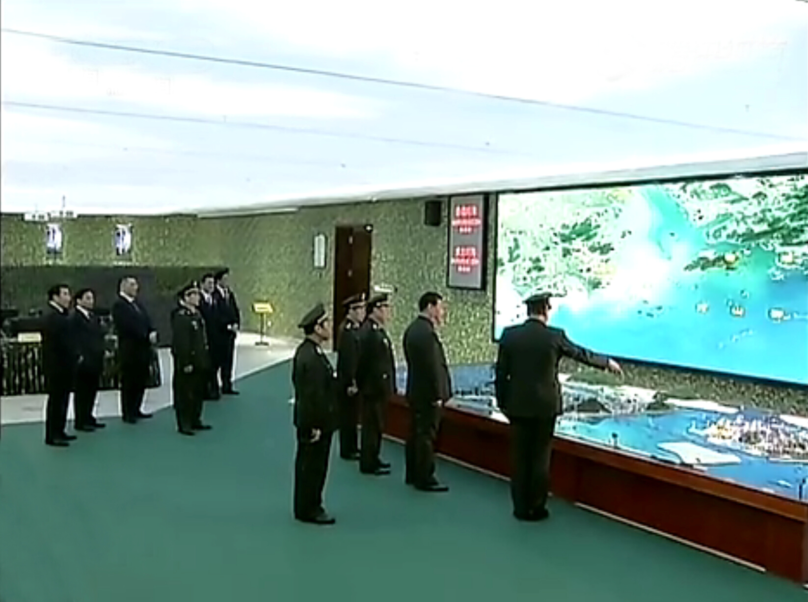 南宫NG娱乐光电1010全彩器件见证澳门回归15周年