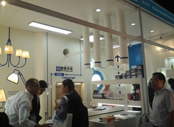 南宫NG娱乐光电携最新产品亮相香港秋季灯饰展