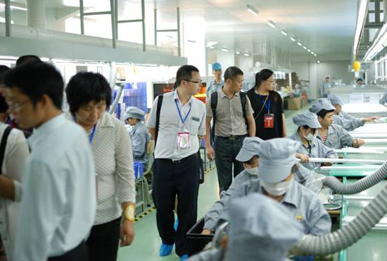 南宫NG娱乐光电走得稳健，行得久远——大照明采购团南宫NG娱乐光电之行圆满落幕