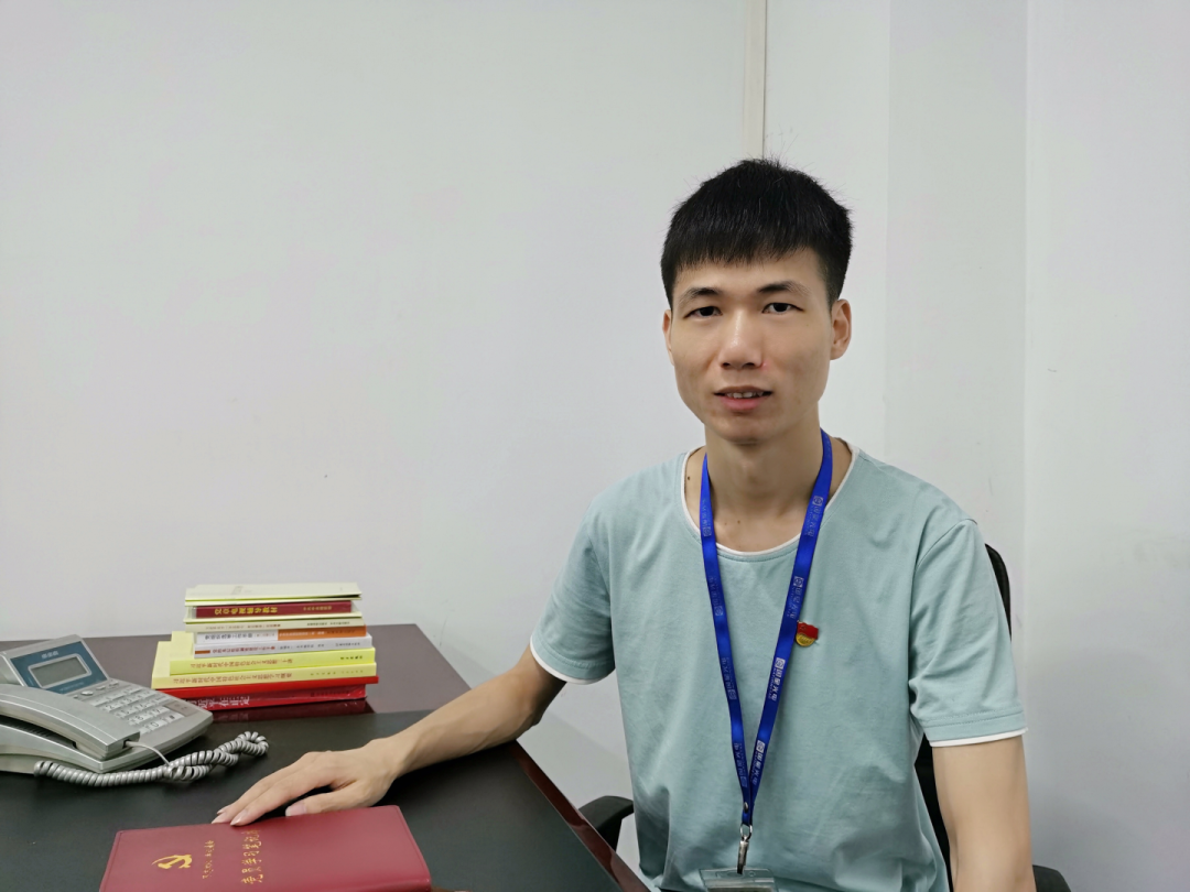 新时代党员先锋⑥｜既然选择南宫NG娱乐，便只顾风雨兼程——南宫NG娱乐光电组件党支部书记凡华