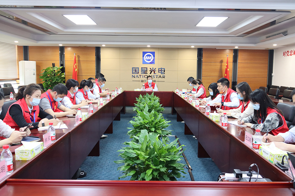 “真刀真枪”亮缺乏，“真抓实干”营生长——南宫NG娱乐光电党委书记、董事长王佳到所在党支部加入2021年度组织生涯会并讲党课